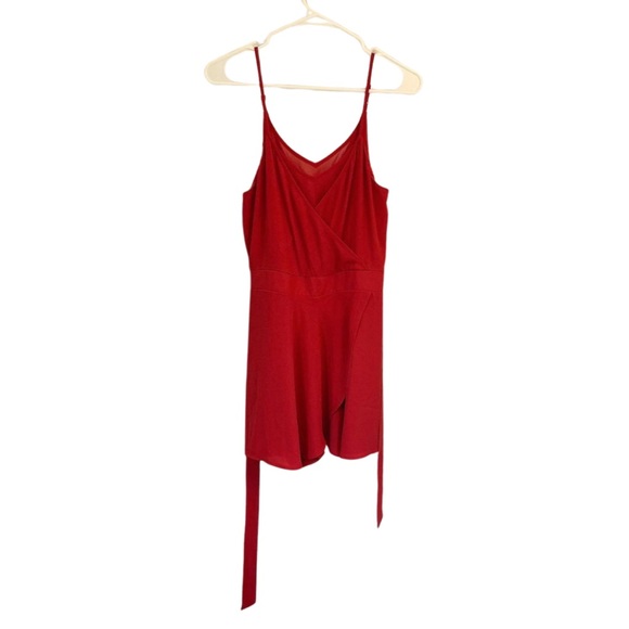 Express Tamale Coral Belted Tie Side Zip Sleeveless Romper - Picture 3 of 3